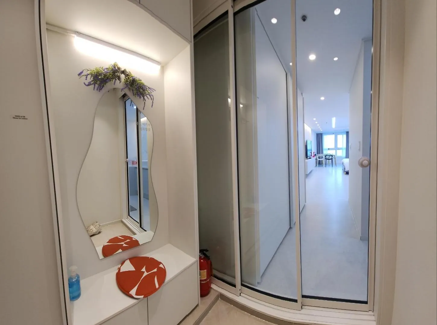 Apartment Modern Studio Near Haeundae Beach & Subway Busan