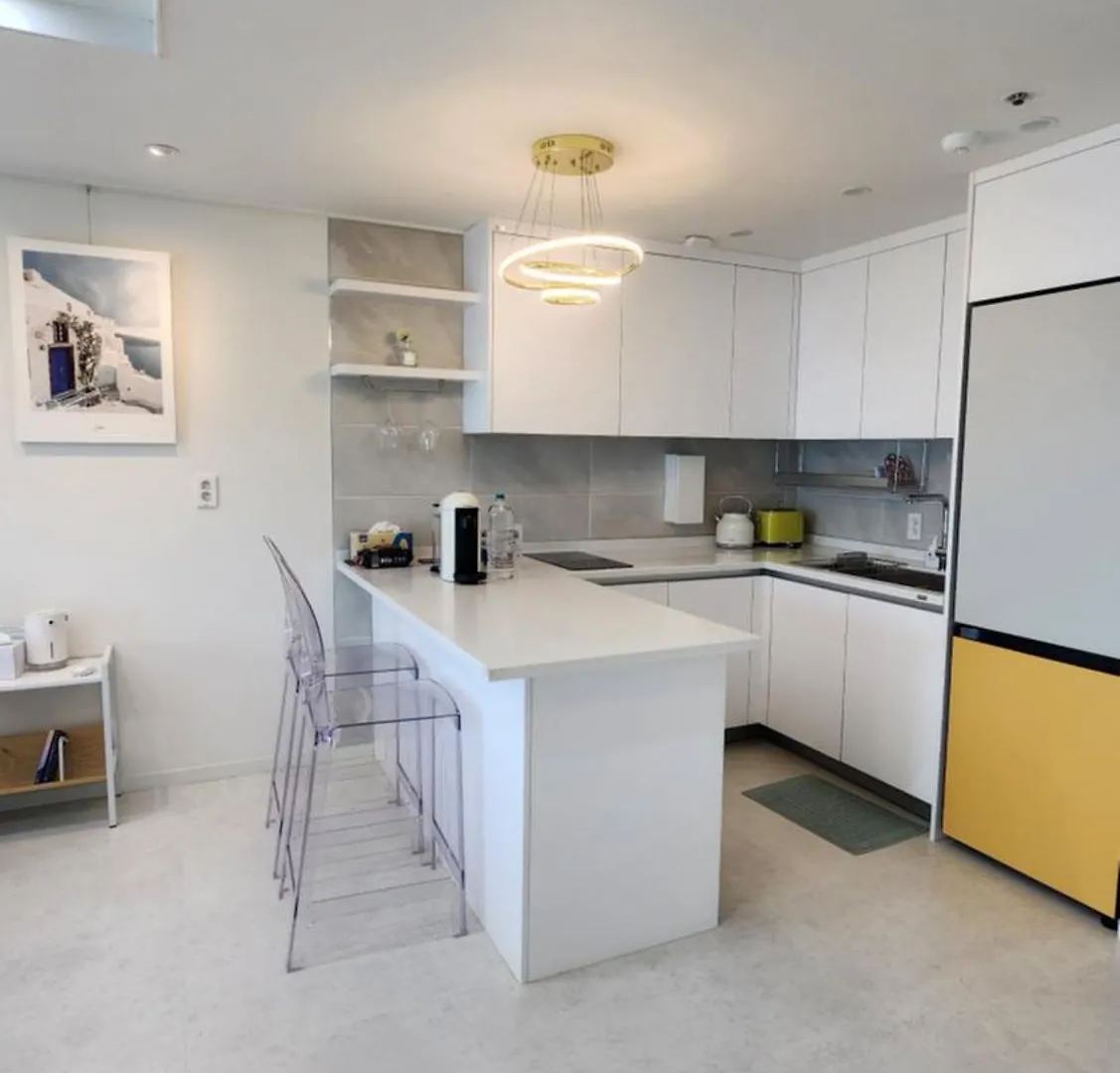 Apartment Modern Studio Near Haeundae Beach & Subway Busan