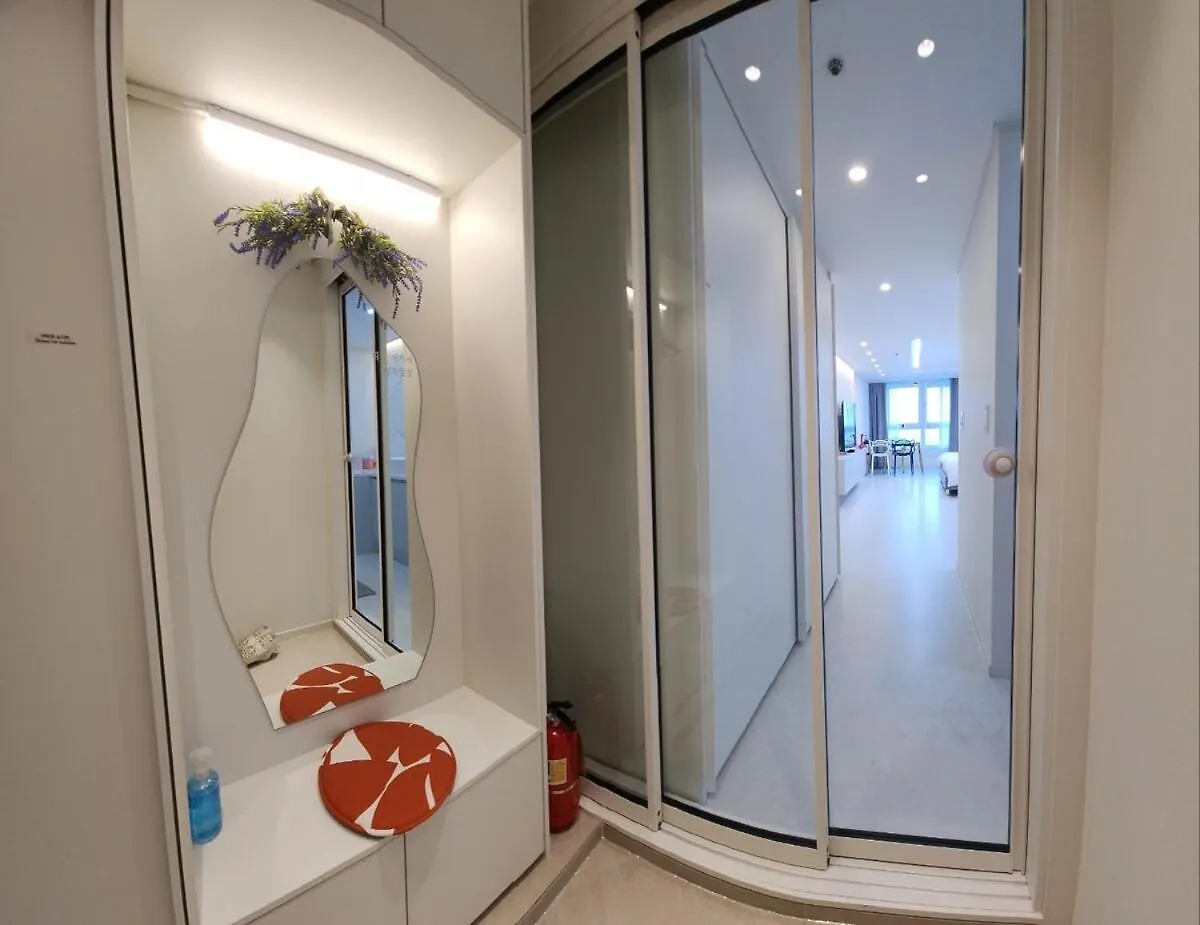 Modern Studio Near Haeundae Beach & Subway Busan